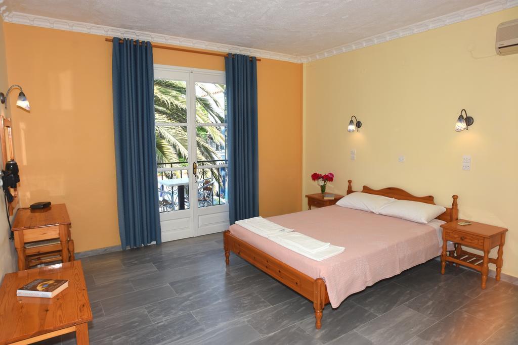 Blue Sky Hotel - Petra - Lesvos - Greece 외부 사진