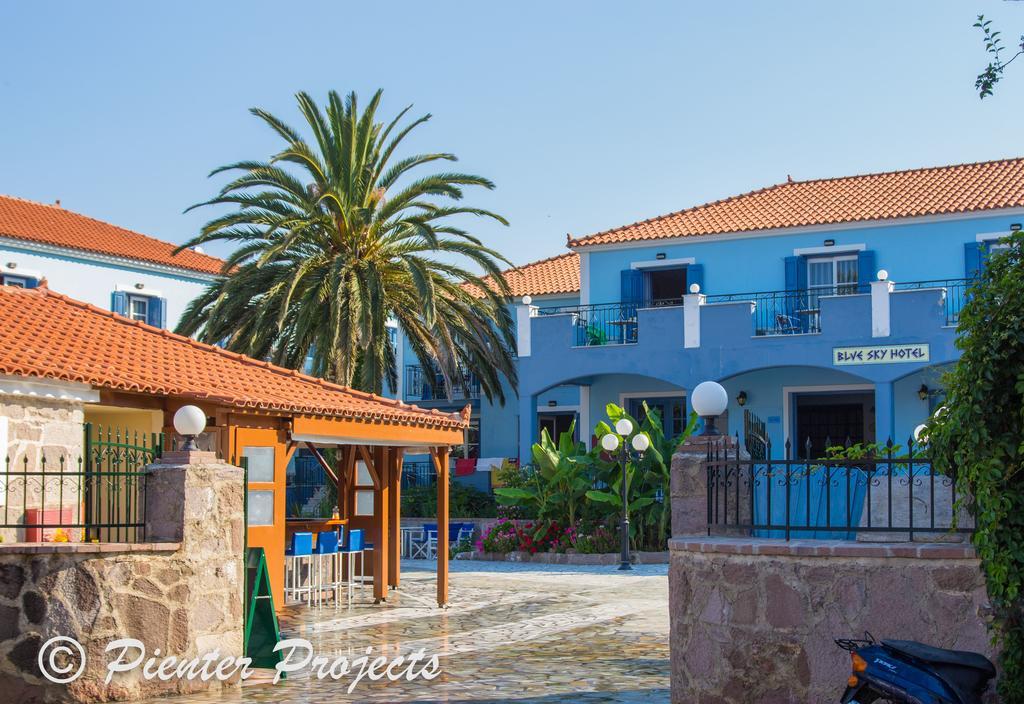Blue Sky Hotel - Petra - Lesvos - Greece 외부 사진