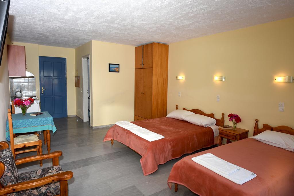 Blue Sky Hotel - Petra - Lesvos - Greece 외부 사진